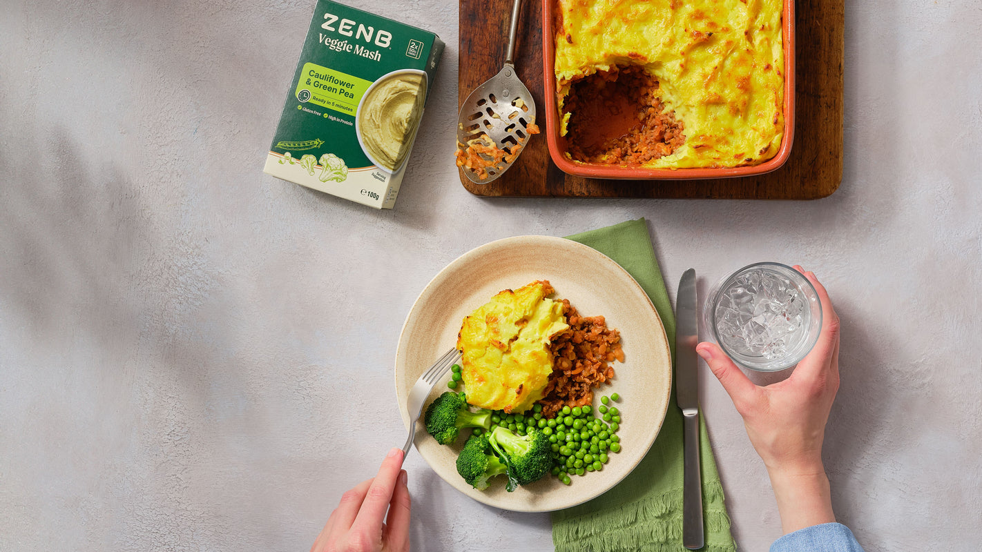 Cottage Pie with Cheesy Cauliflower and Veggie Mash Topping